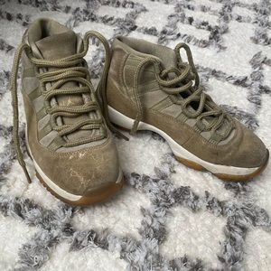 Women’s Jordan 11 Retro Olive Lux 2018